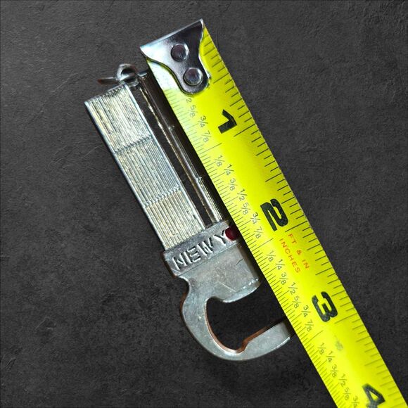 Rare 9/11 Twin Towers Bottle Opener NYC Souvenir w/ FREE “Never Forget” Tote Bag - Picture 3 of 5